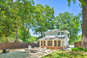 Cheery Cottage with Yard Less Than 1 Mile to Marietta Square